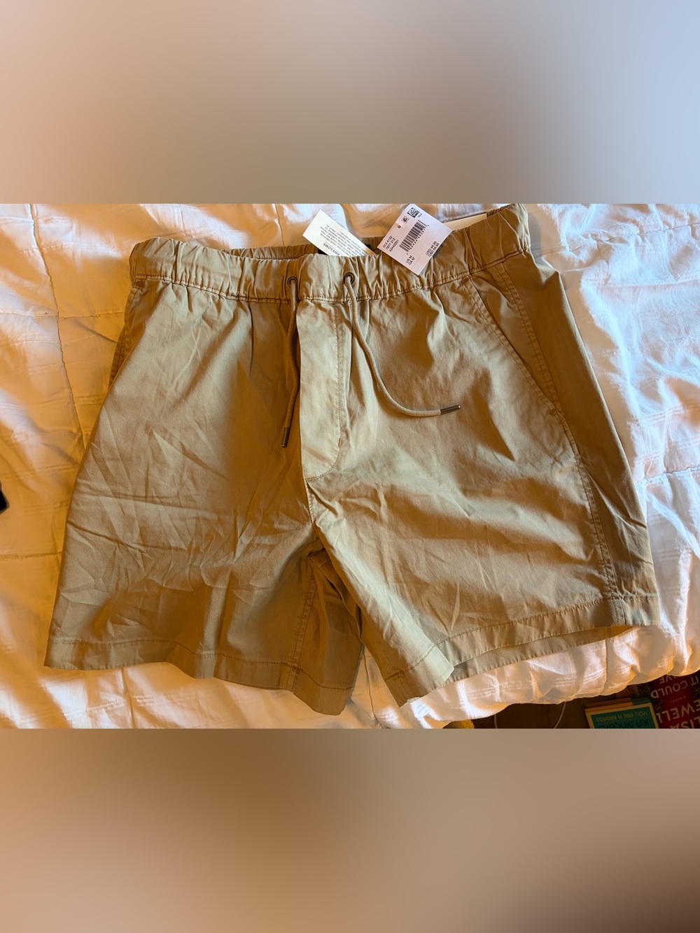 American Eagle Outfitters Men's Khaki Drawstring Hybrid Shorts